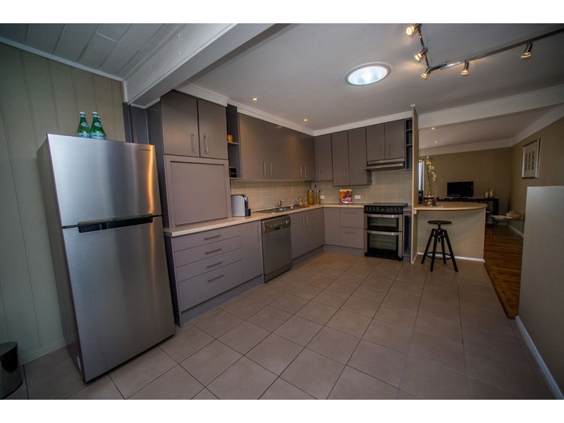 27 Upton Street, Soldiers Point NSW 2317