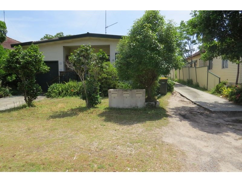 2/12 Shoal Bay Rd, Shoal Bay NSW 2315