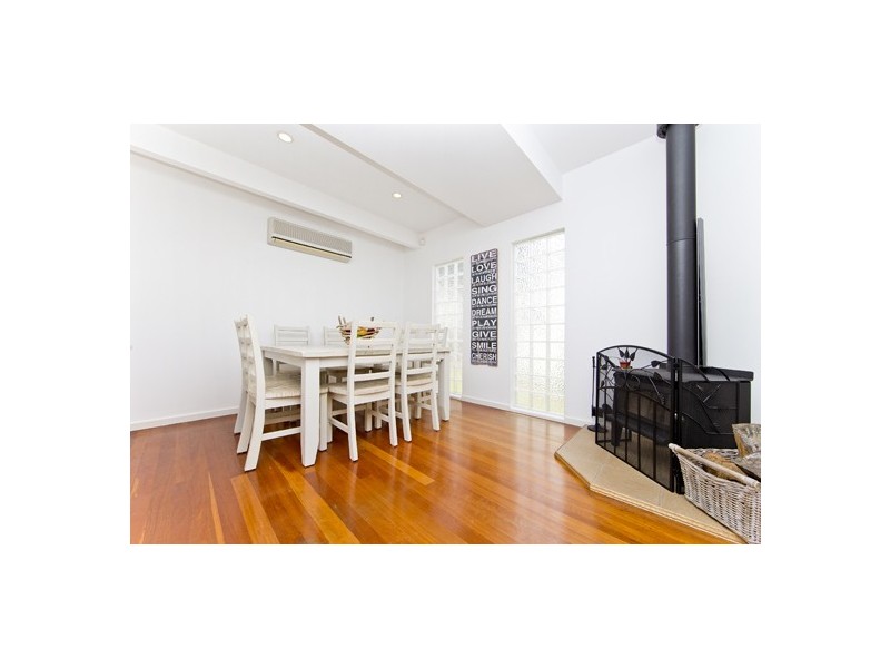 22 Watersleigh Avenue, Mallabula NSW 2319