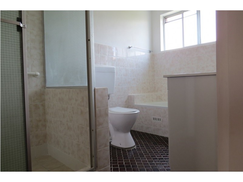 2/4 Messines St, Shoal Bay NSW 2315