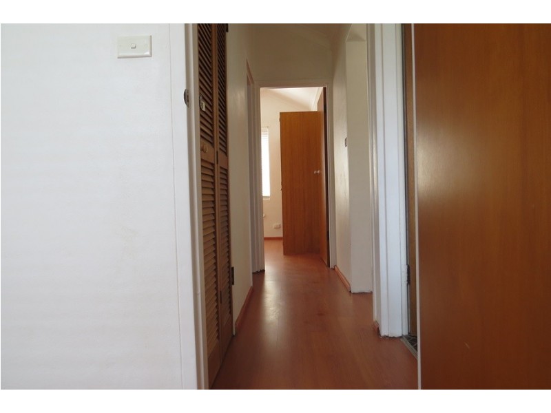 2/4 Messines St, Shoal Bay NSW 2315