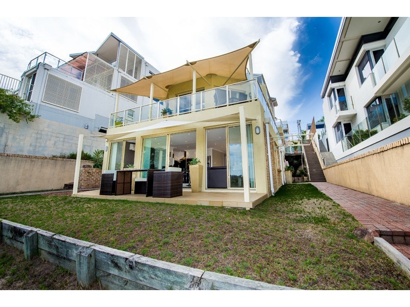 1/74 Magnus Street, Nelson Bay NSW 2315