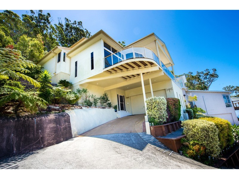 9 Tareebin Road, Nelson Bay NSW 2315