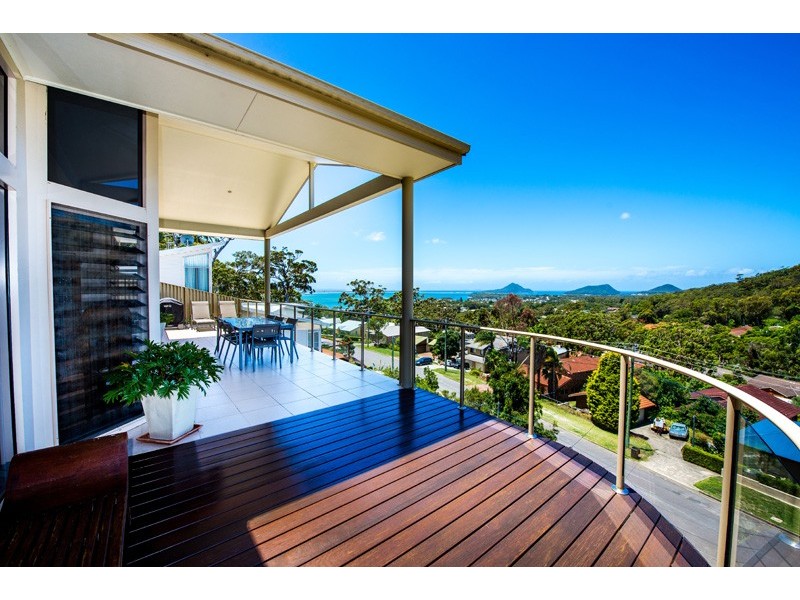 9 Tareebin Road, Nelson Bay NSW 2315