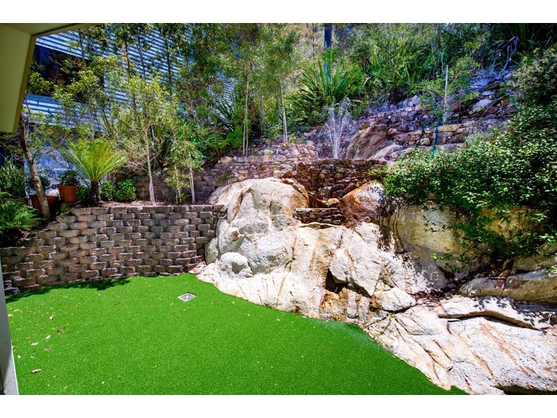 9 Tareebin Road, Nelson Bay NSW 2315