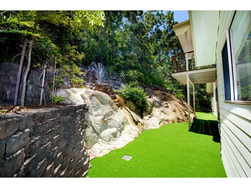 9 Tareebin Road, Nelson Bay NSW 2315