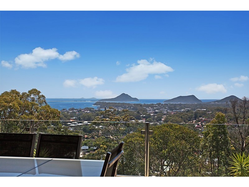 21c Tareebin Road, Nelson Bay NSW 2315