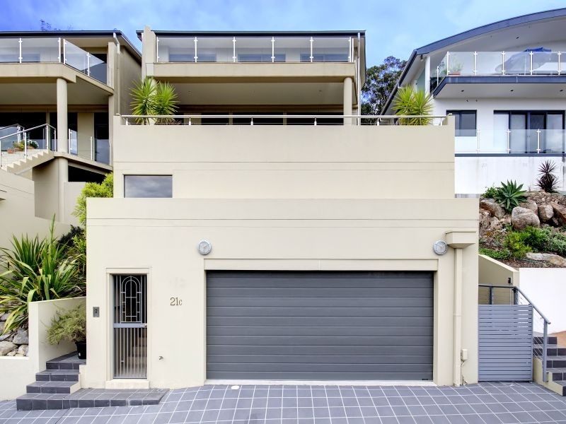 21c Tareebin Road, Nelson Bay NSW 2315