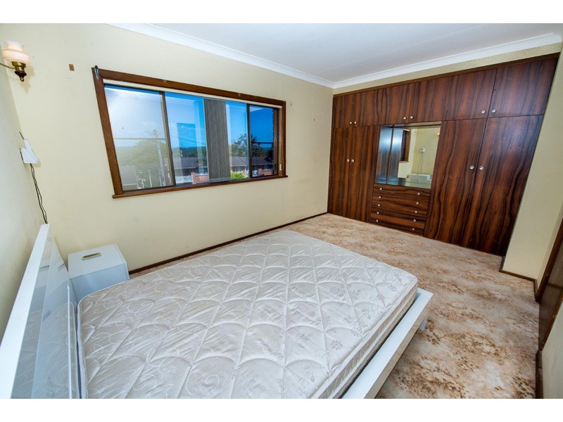 19 Victor Pde, Shoal Bay NSW 2315