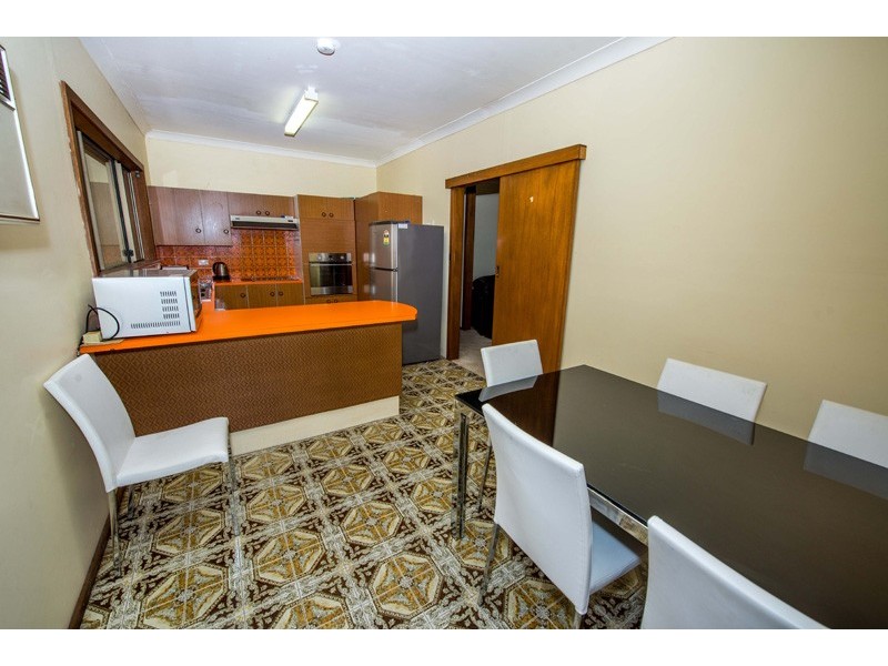 19 Victor Pde, Shoal Bay NSW 2315