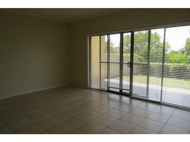 2/47 Wollomi Ave, Nelson Bay NSW 2315