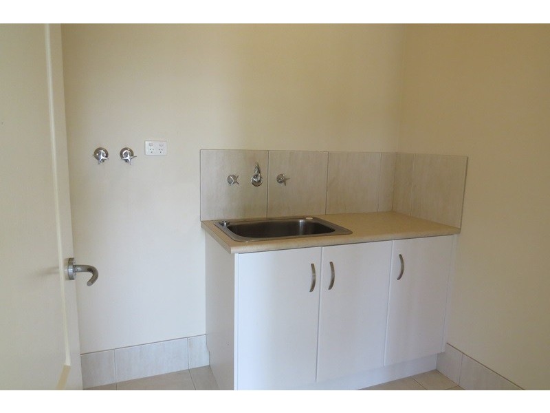 2/47 Wollomi Ave, Nelson Bay NSW 2315