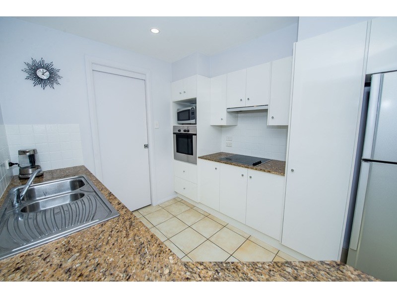 1/8. Ala Moana Way, Fingal Bay NSW 2315