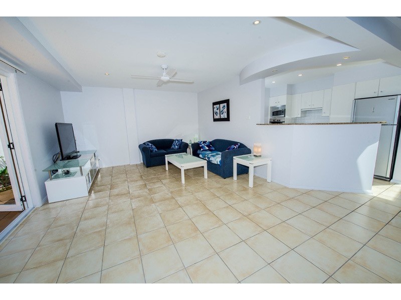 1/8. Ala Moana Way, Fingal Bay NSW 2315