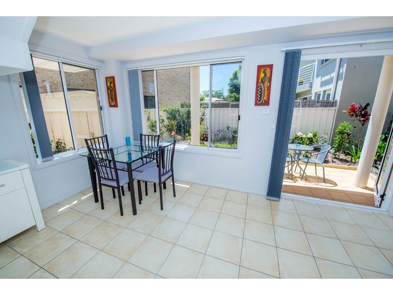 1/8. Ala Moana Way, Fingal Bay NSW 2315