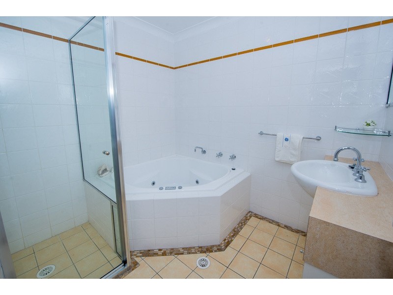 1/8. Ala Moana Way, Fingal Bay NSW 2315