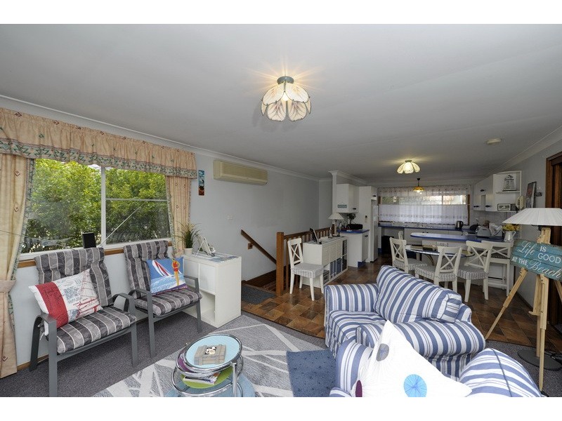 1/6 Gretel Cl, Nelson Bay NSW 2315