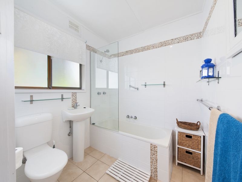 21 Boulder Bay Rd, Fingal Bay NSW 2315