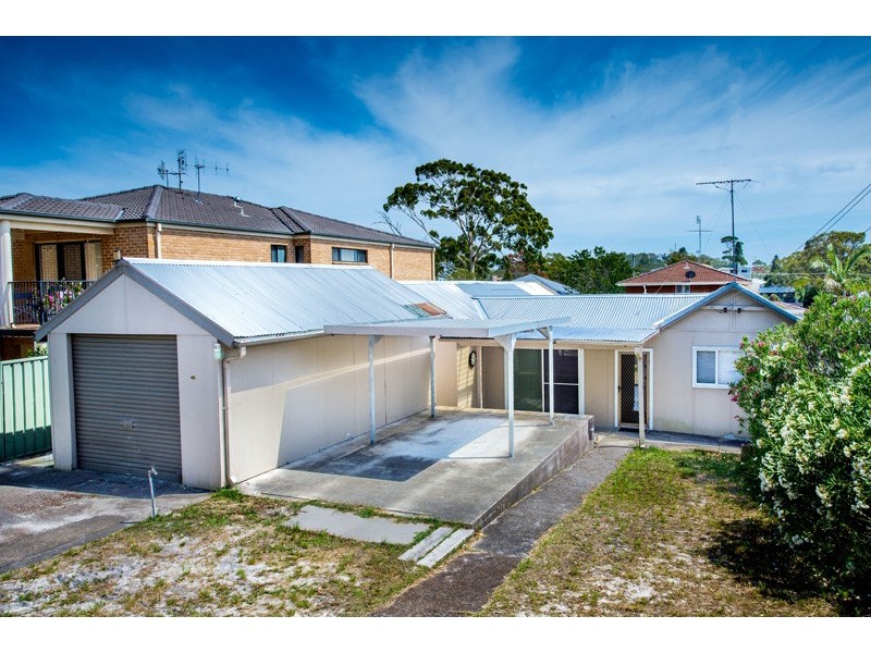 46 Shoal Bay Rd, Shoal Bay NSW 2315