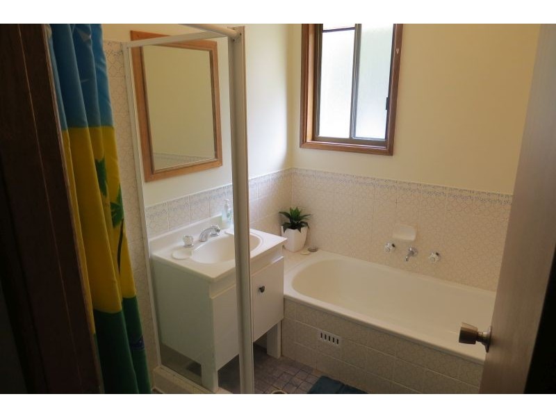 64 Government Rd, Shoal Bay NSW 2315