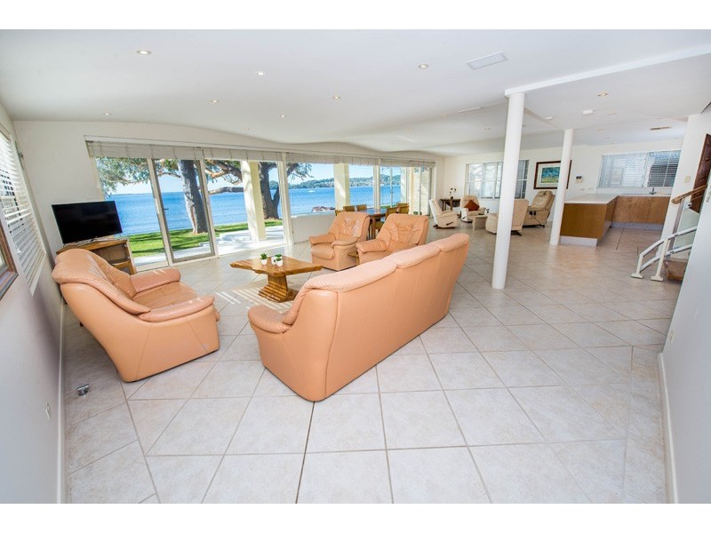 83 Foreshore Drive, Salamander Bay NSW 2317