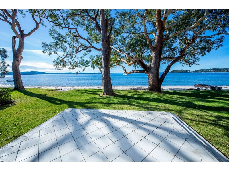 83 Foreshore Drive, Salamander Bay NSW 2317