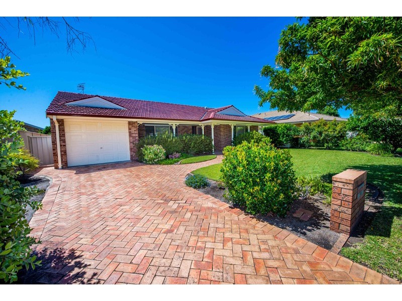 167 Rocky Point Road, Fingal Bay NSW 2315