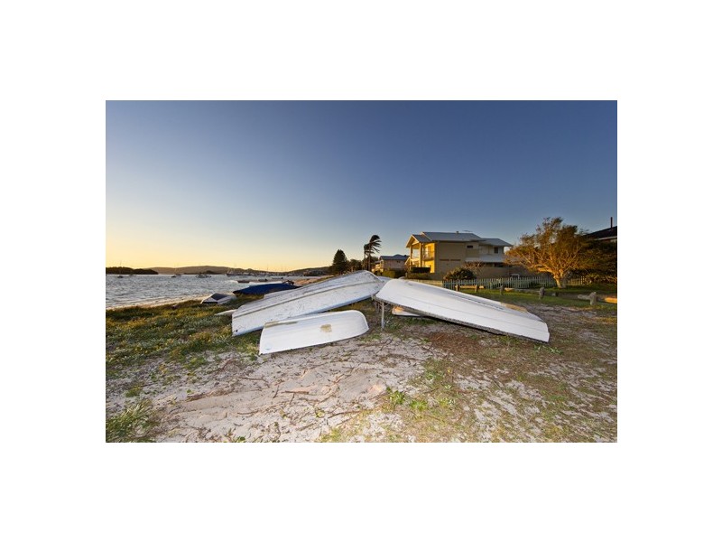 38 Sunset Boulevarde, Soldiers Point NSW 2317