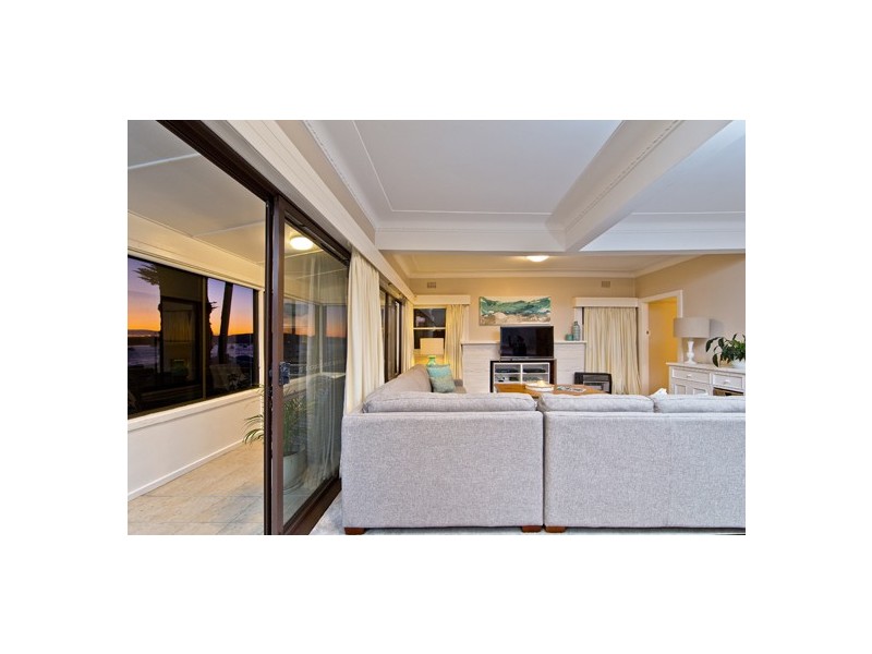 38 Sunset Boulevarde, Soldiers Point NSW 2317