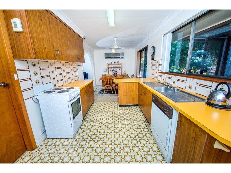 43 Leonard Avenue, Shoal Bay NSW 2315