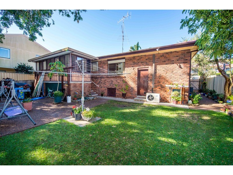 43 Leonard Avenue, Shoal Bay NSW 2315