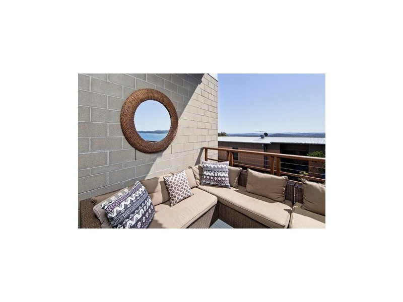 9/26 One Mile Close, Boat Harbour NSW 2316