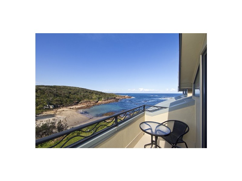 13 Ocean Street, Fishermans Bay NSW 2316