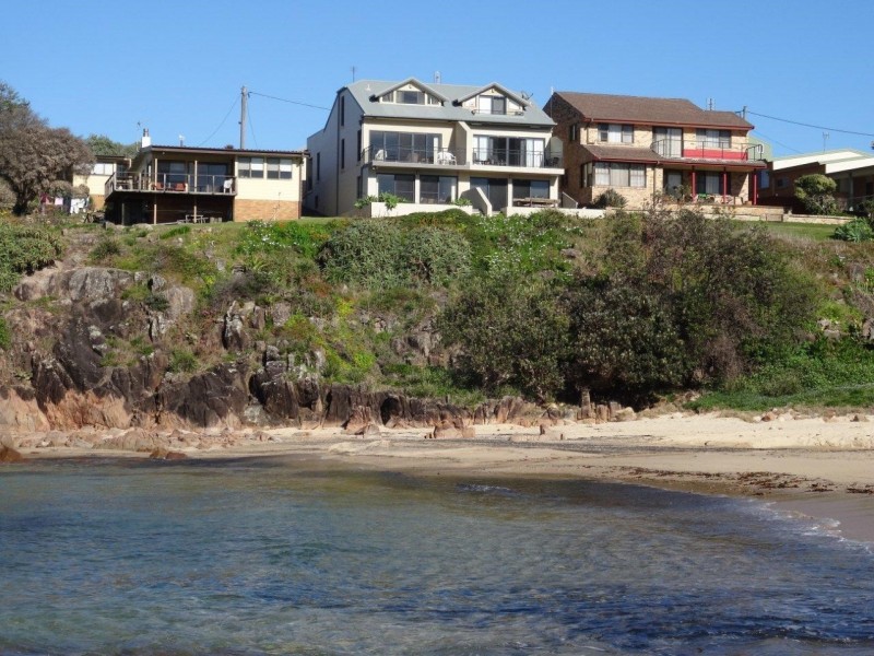 13 Ocean Street, Fishermans Bay NSW 2316