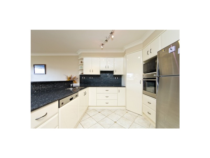 13 Ocean Street, Fishermans Bay NSW 2316