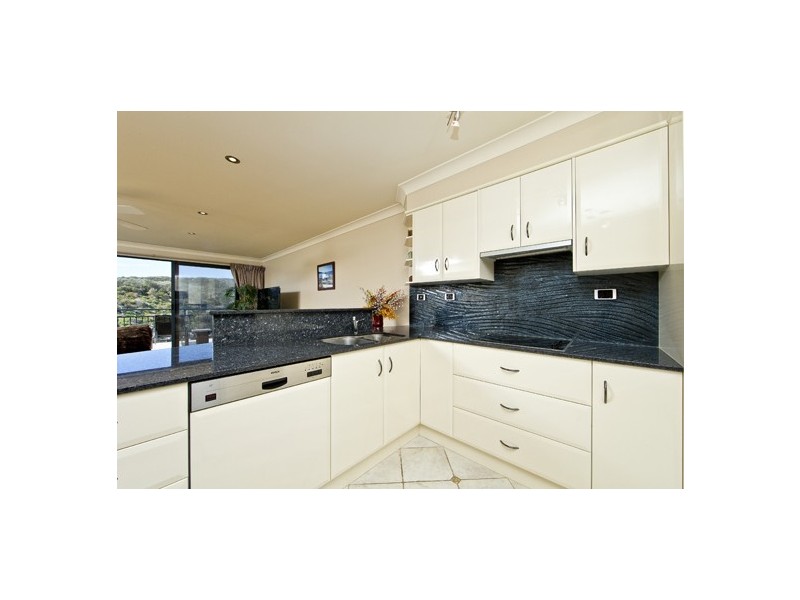 13 Ocean Street, Fishermans Bay NSW 2316