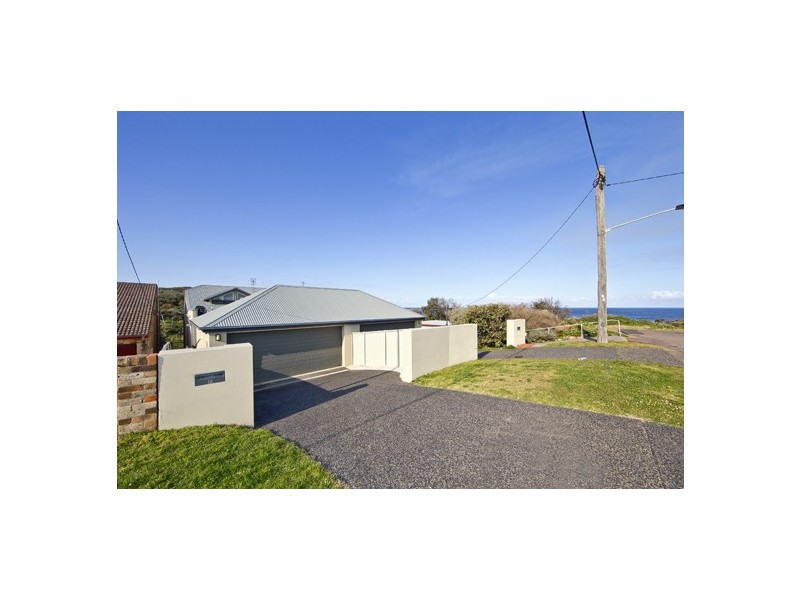 13 Ocean Street, Fishermans Bay NSW 2316