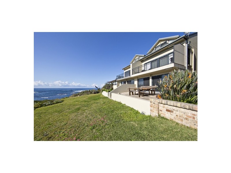 13 Ocean Street, Fishermans Bay NSW 2316