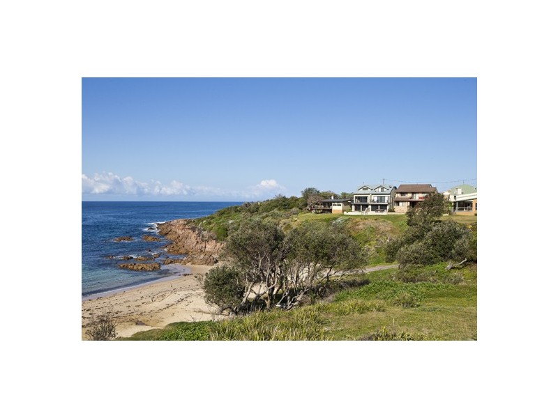 13 Ocean Street, Fishermans Bay NSW 2316
