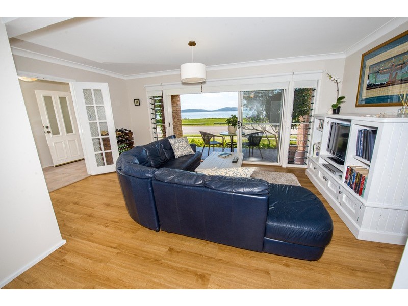 87 Cook Parade, Lemon Tree Passage NSW 2319