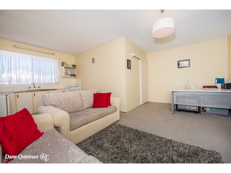 2/9 Thurlow Avenue, Nelson Bay NSW 2315