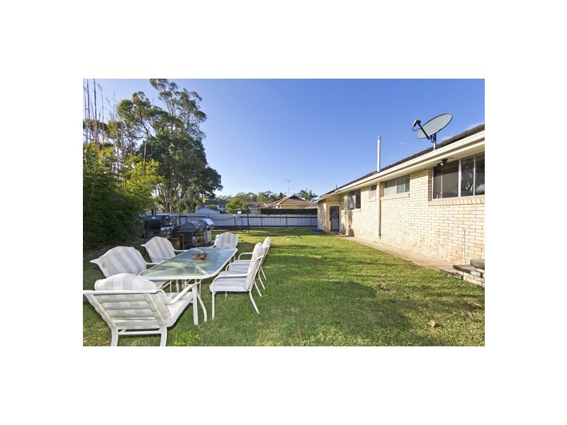 24 Kent Gardens, Soldiers Point NSW 2317