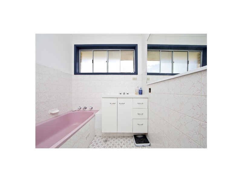 24 Kent Gardens, Soldiers Point NSW 2317