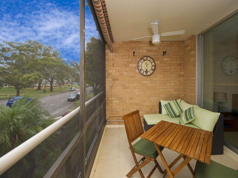 2/13 Soldiers Point Road, Soldiers Point NSW 2317