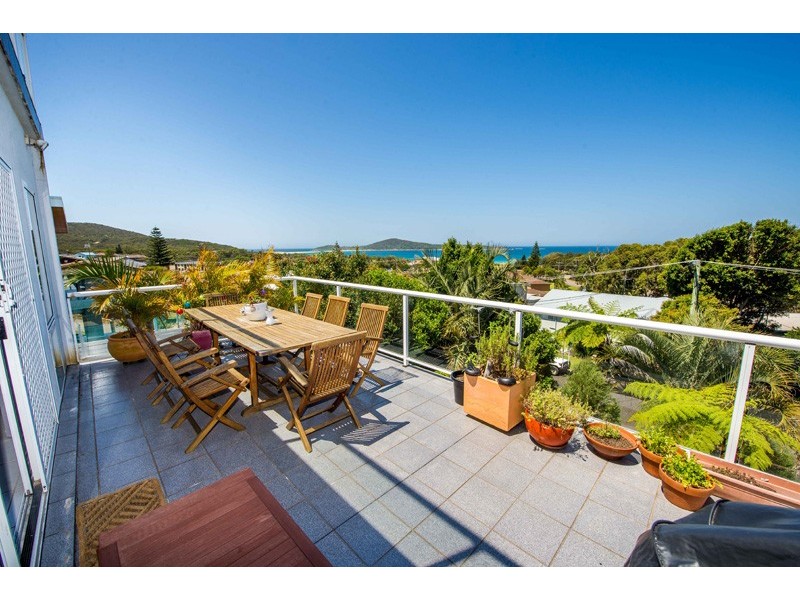 70 Lentara Street, Fingal Bay NSW 2315