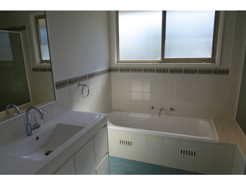 3/3 Thurlow Avenue, Nelson Bay NSW 2315