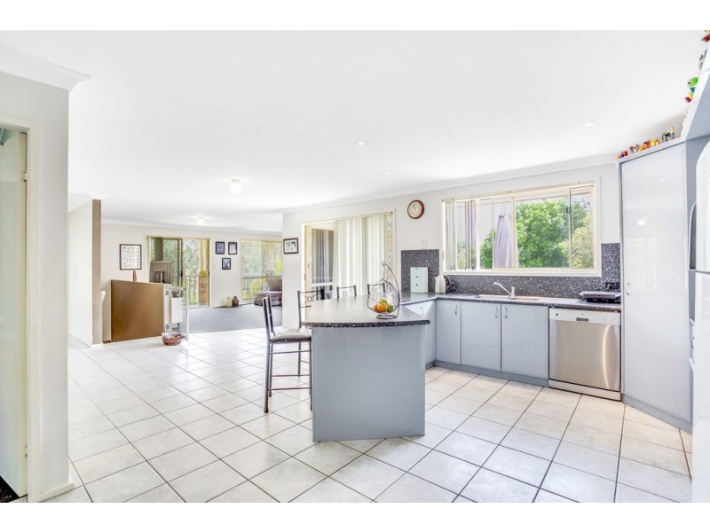 13 Upton Street, Soldiers Point NSW 2317