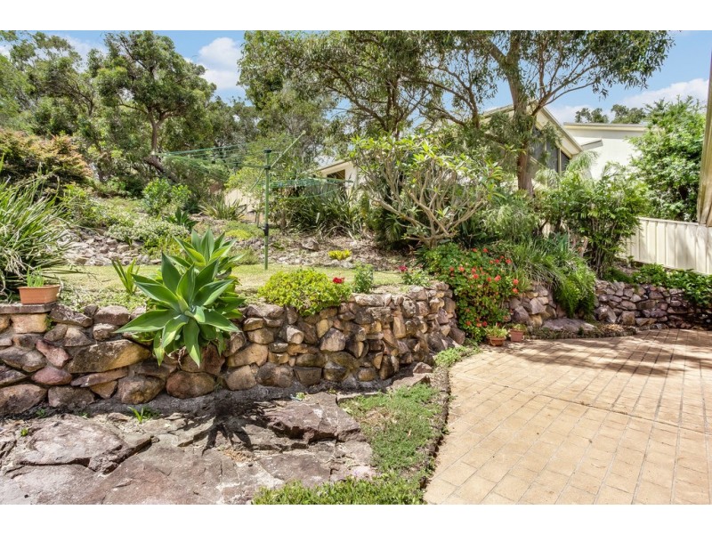 13 Upton Street, Soldiers Point NSW 2317