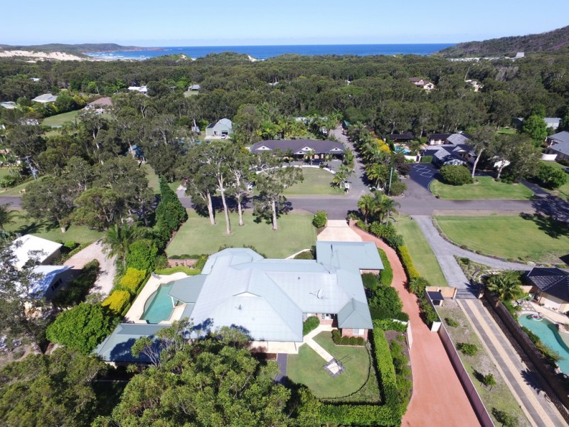 8 Casuarina Close, One Mile NSW 2316