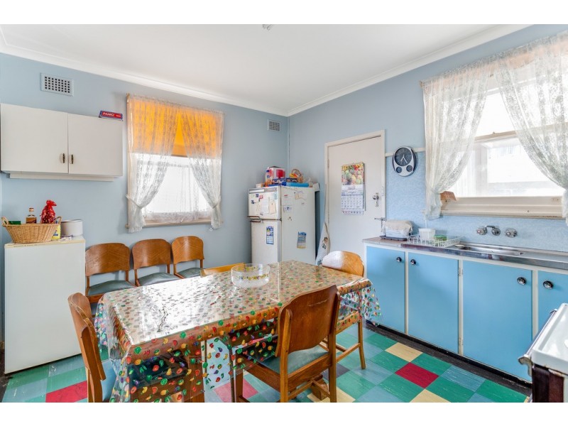 6 Resthaven Avenue, Soldiers Point NSW 2317